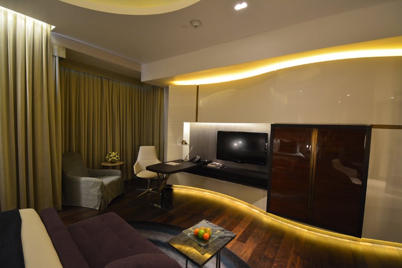 Uno Contract Westin Doha Hotel