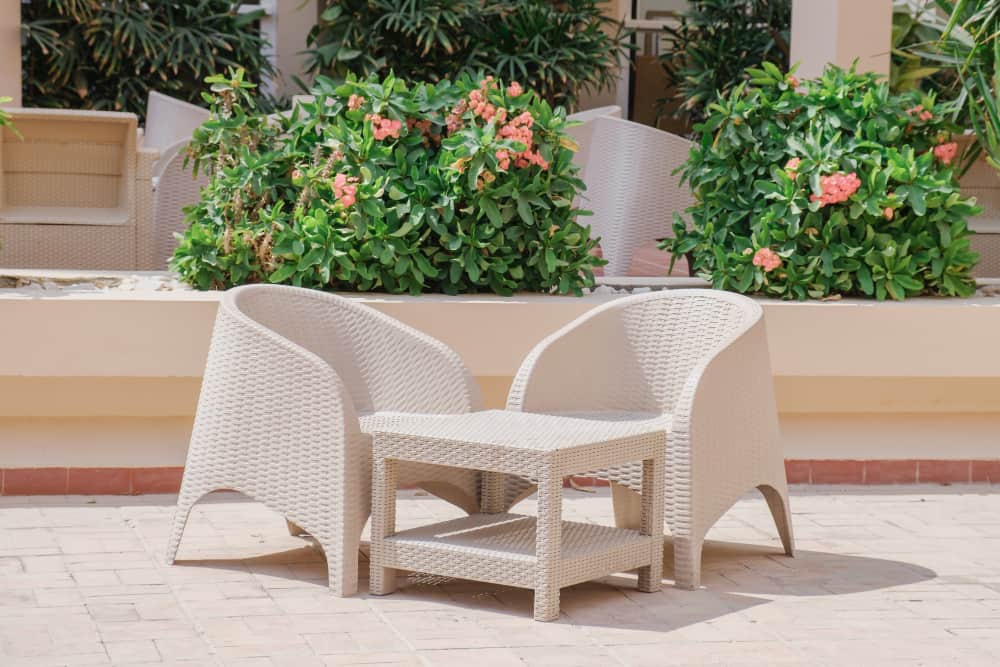 Tavoli e sedie da giardino come scegliere quelli perfetti per te